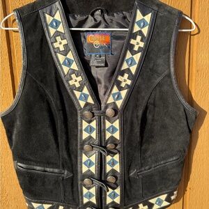Women’s medium Cripple Creek Black Suede Vest with Blue Accents